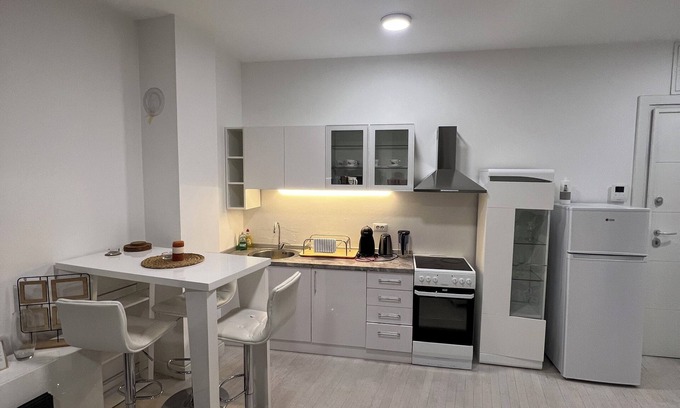Zvezdara Apartment | Belgrade Center Apartment Lux IV