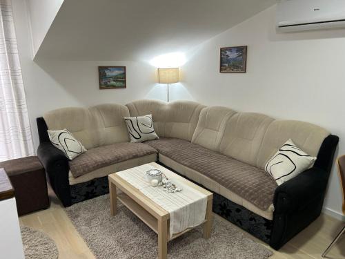 Cukarica Apartment | Belgrade Sunset Apartment