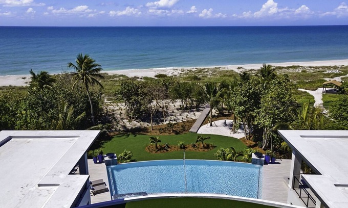 Wulfert House | Bella Luna ~ Ultimate luxury awaits