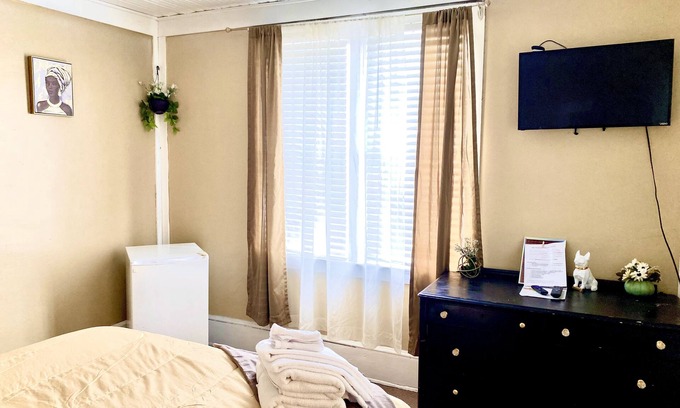 Hemingway Hotel | Bella's Boutique Hotel