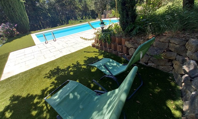 Vitrolles-en-Luberon Villa | Belle Maison Propriété 6000m2 et Belle Piscine Calme et Nature