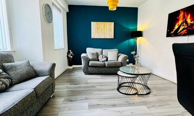 Blackpool Town Center Apartment | Belmont Suite Sasco Apartments