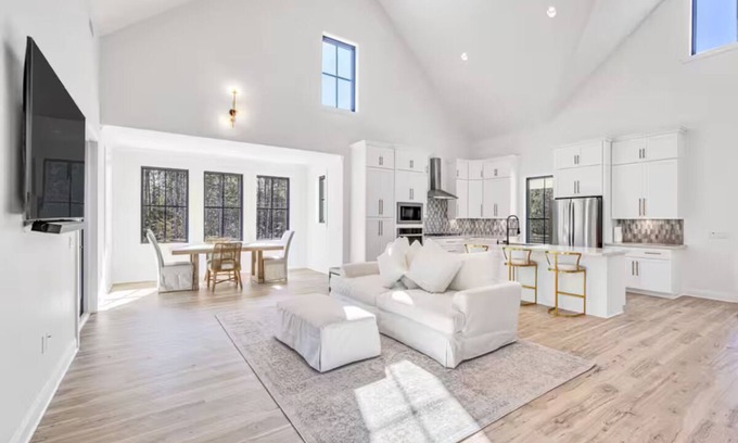 Pass Christian House | Ben's on the Bayou, Waterfront home with boat docks