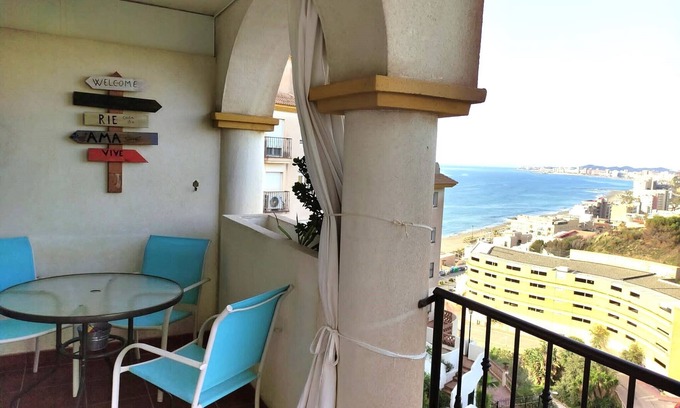 La Capellania Apartment | Benalmadena balcony apartment with sea views