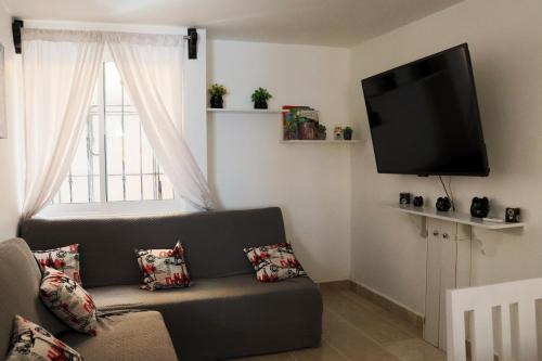 Tehuacan House | Benavente, Casa hogareña para familias grandes