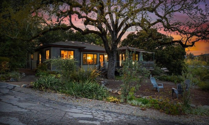Santa Rosa House | Bennett Valley Eden | A Wine Country Escape