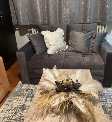 Zvezdara Apartment | Beo shooping centar