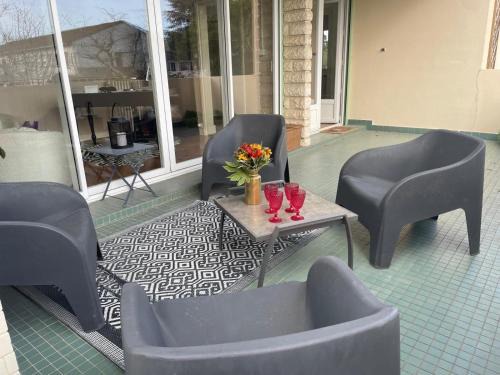 Bergerac House | Bergerac- Grande maison familiale, terrasse, jardin