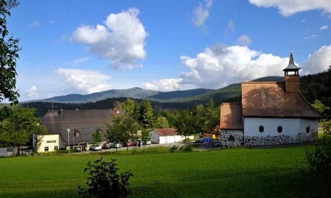 Neuschoenau Hotel | Berggasthof Lusen