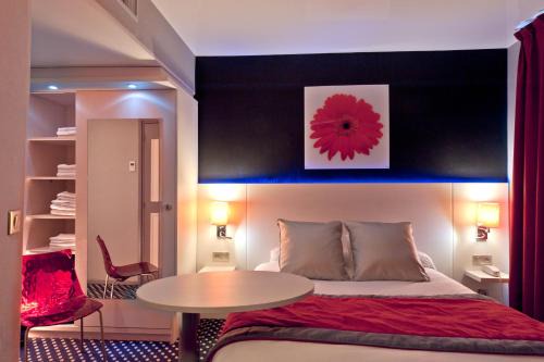 Montparnasse Hotel | Berkeley