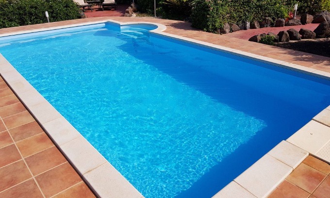 Las Brenas Apartment | "Bermeja" Rural Apartment with Pool in Lanzarote - Spain