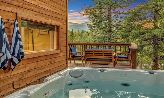 Bailey House | Best Hot Tub View in Bailey - Family & Pet Friendly BBQ/Hot Tub/Near Denver