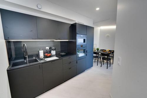 Tampere Apartment | Best location in Tampere! Modern city apartment, 2rooms, kitchen and balcony