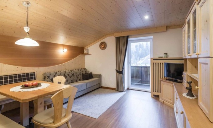 Ortisei Apartment | Best location in Ortisei/Val Gardena Dolomites ideal for holidays without a car