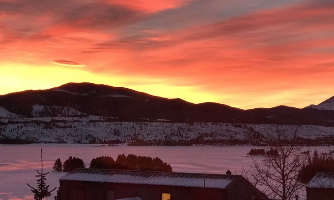 Frisco Condo | Best Mtn/Lake Views in Frisco! 2 bedrooms + loft. Sleeps 8, Close to Main St.