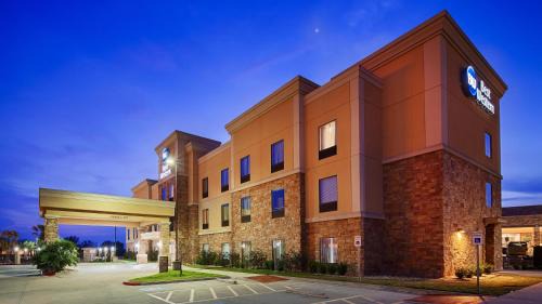 Bastrop Hotel | Best Western Bastrop Pines Inn