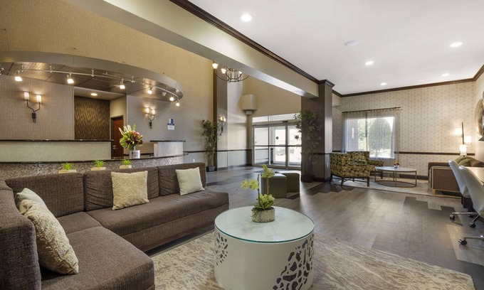 Duncanville Hotel | Best Western Plus Duncanville/Dallas