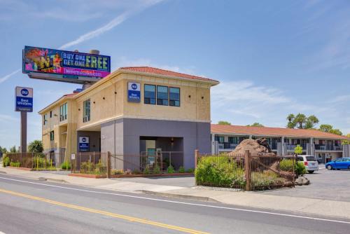 Central Sacramento Hotel | Best Western Sandman Hotel