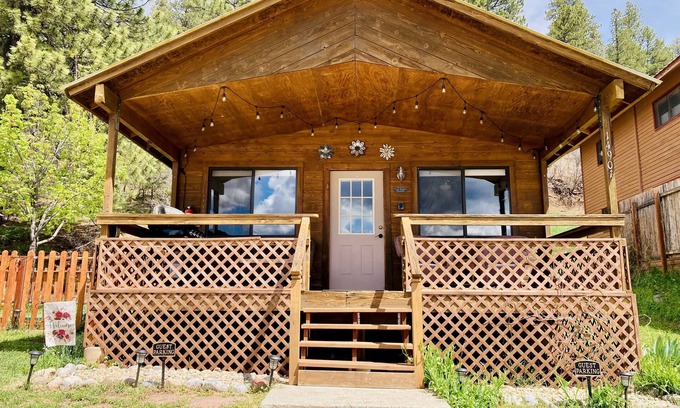 Bayfield Cabin | Bethany's Vallecito Lake Cabin #1