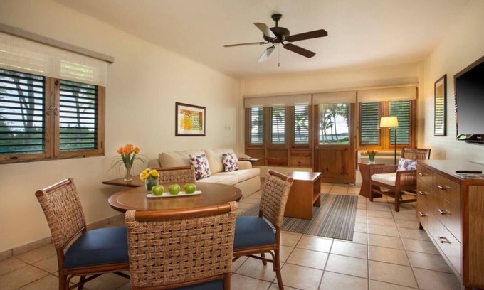 Carenero Apartment | Better Choice for your Vacation! Water Sports, Onsite Bar, 2 Tropical Pools
