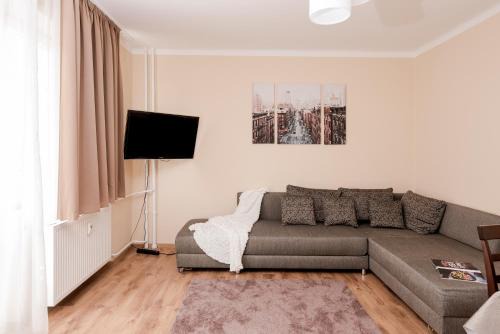 13th District Apartment | Better than Home