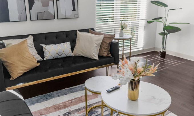 Five Points South Apartment | ~BHM Retreat: 1BR Haven With Top Notch Amenities~