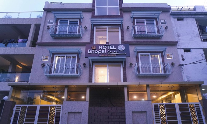 Bhopal Hotel | Bhopal Inn by Ten On Ten Stays