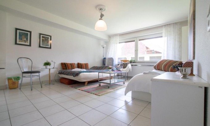 Buderich Apartment | Big 1 Room Apartment - 15 Min Messe DUS