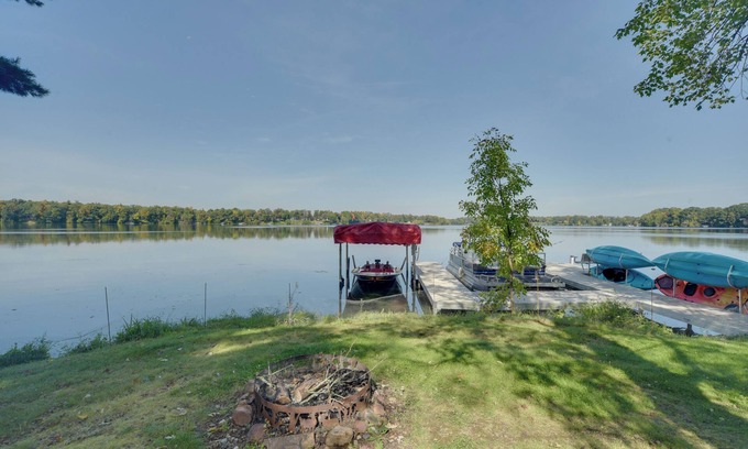 Rice Lake House | 'Big Fish Bay Hideaway' - Rice Lake Home w/Dock!