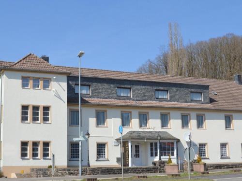 Schleiden House | Big Holiday Home near Monschau in the Eifel Nationalpark with a terrace and bar