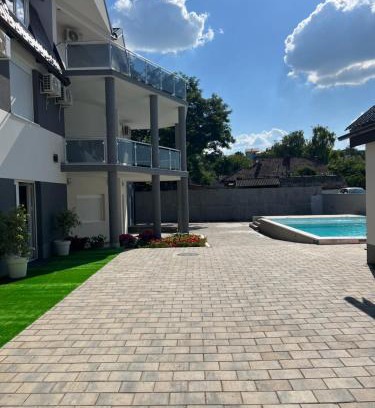 Petrovaradin House | Big House