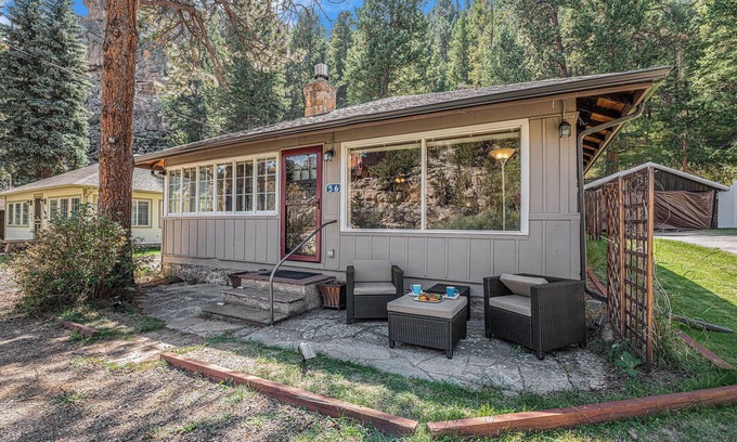 Drake Cabin | Big Pine Cabin - near Estes Park! 23-RES0710