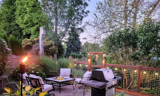 Alvadore House | Big Red House-Creek Side Country Charm!