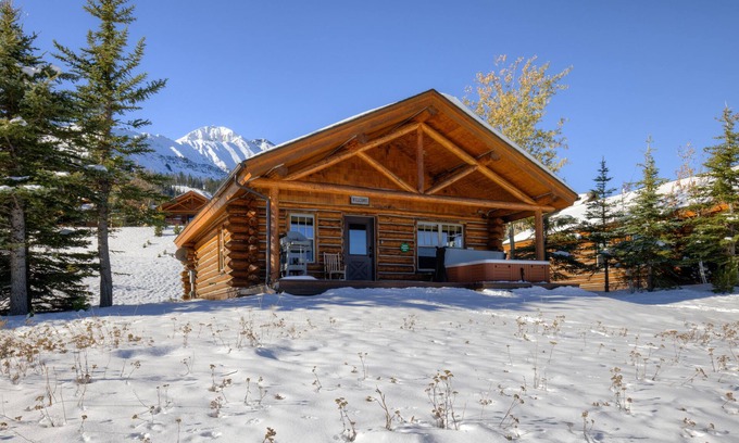 Big Sky Cabin | Big Sky Vacation Rentals: Cowboy Cabin 13 Derringer
