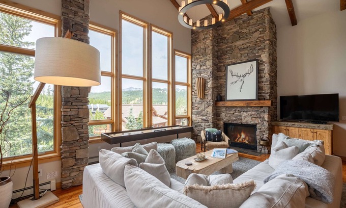 Big Sky House | Big Sky Vacation Rentals: Black Eagle 12