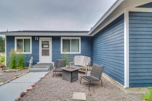 Bigfork House | Bigfork Cottage with Hot Tub about 6 Mi to Flathead Lake