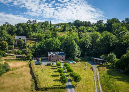 La Roche-en-Ardenne Apartment | Bills Lodge, le plaisir de la rivière à 2 minutes du centre!