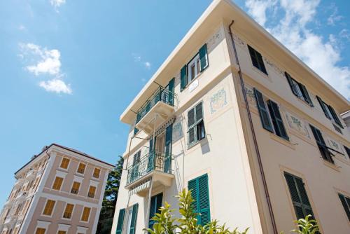 Varazze Apartment | Bilocale Mezzano in centro