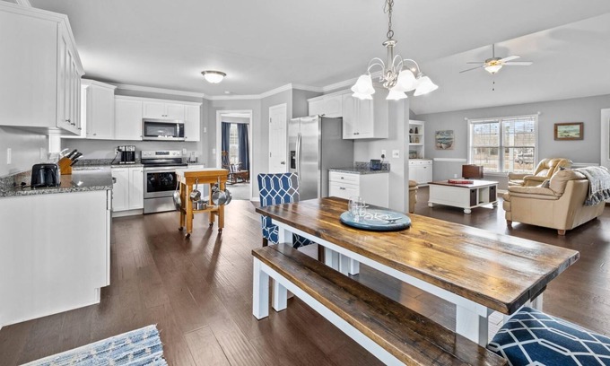 Swansboro House | Bird's Nest in Swansboro