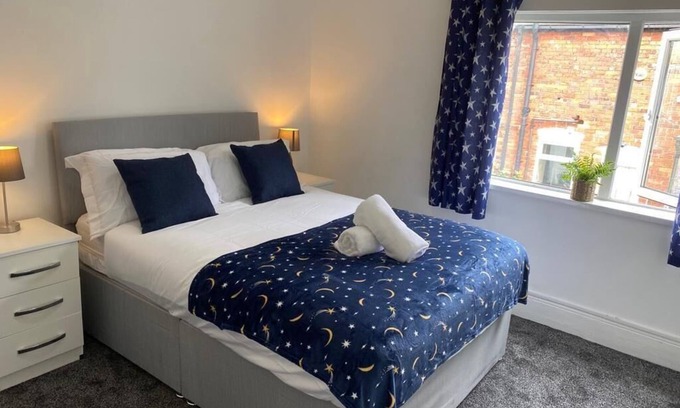 Birmingham House | Birmingham Blissful Retreat - 4 Bedroom