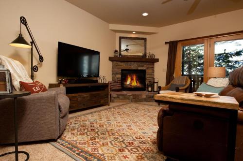 Purgatory House | Black Bear 59
