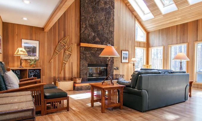 Black Butte Ranch House | Black Butte Ranch: NW Contemporary