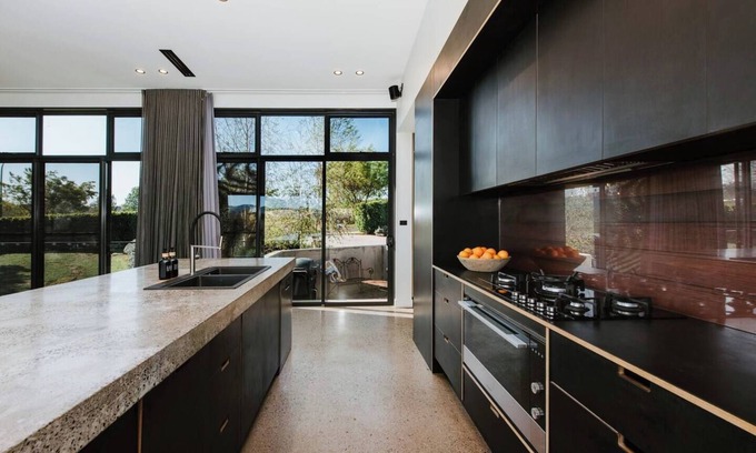 Bombira House | Black Rock Mudgees Most Prestigious Property