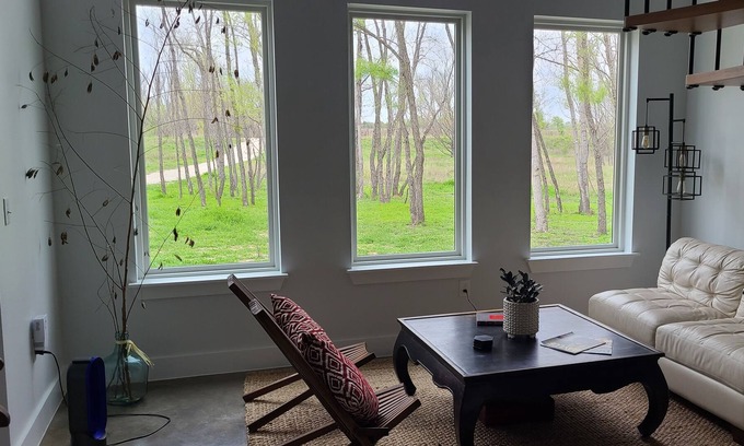 Waco Apartment | Black Willow Place, a modern country hideaway