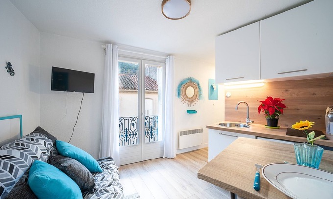 Amelie-les-Bains-Palalda Apartment | Bleue Topaze - A 3 min des Thermes