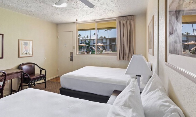 Kahului Hotel | Blissful Seaside Hideaway! Outdoor Pool, Minutes to Kanaha Beach Park!