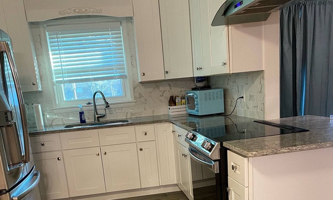 Marietta House | Blissful Vacation Escapes Near Atlanta Braves Stadium & Atlanta Training Ground