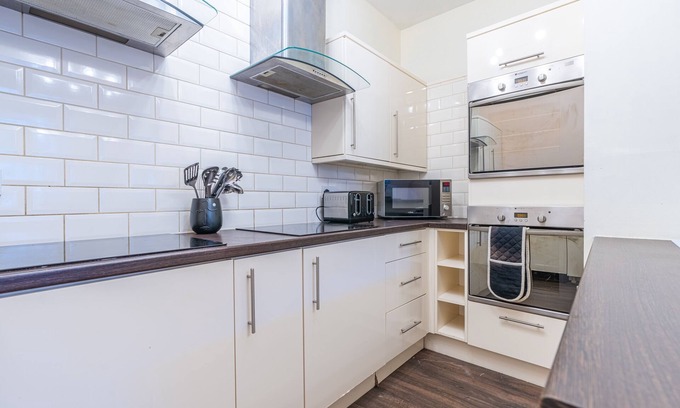Lancaster House | Bloomfield 3