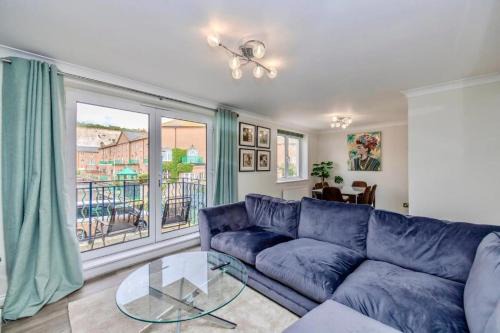 Seafront Apartment | Bloomsaway FreeParking 3Bedrooms BN278NEP