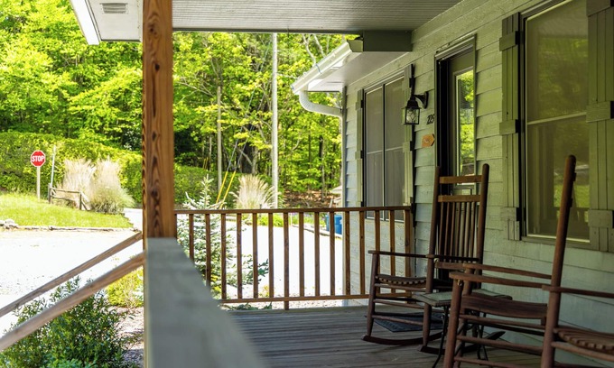 Blowing Rock Hotel | Blowing Rock Inn